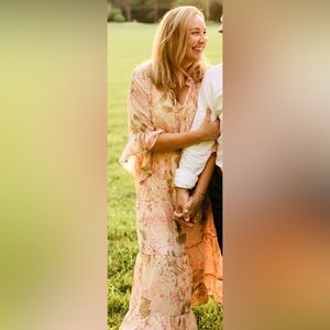 Show Me Your Mumu Floral Maxi Dress - size Medium